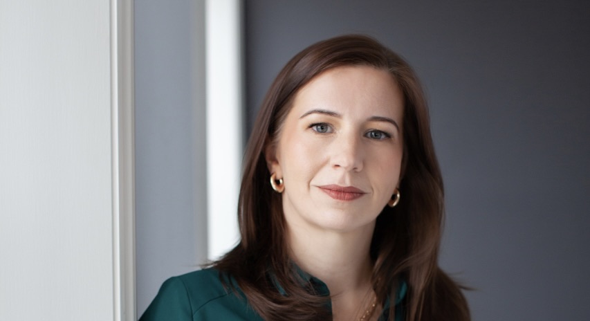 PROFESSIONAL HEAD SHOTS